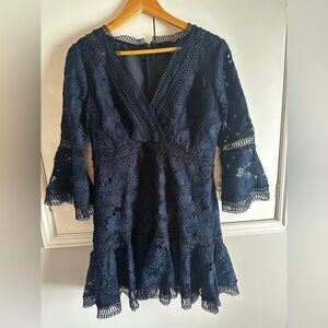 Bloomingdales AQUA 3/4 Sleeve Navy Lace V Neck Mini Dress L $128